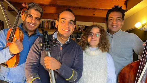 Tito Oliva, en cuerdas extranjeras