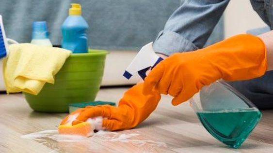 Prohibieron un desinfectante promocionado para eliminar el coronavirus