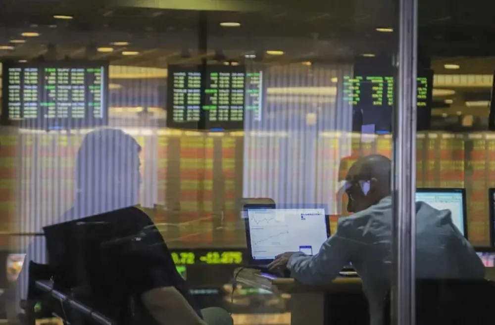 PÁNICO EN LOS MERCADOS. Bonos a acciones argentinas cayeron estrepitosamente este jueves. El riesgo país pasó los 1.400 puntos.