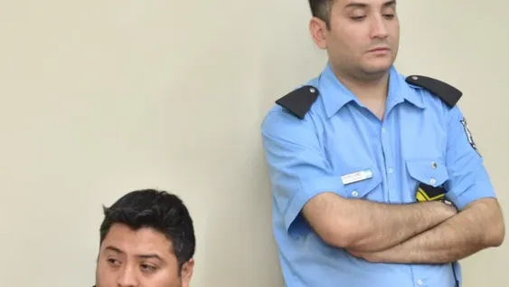 Un policía acusado de violador quedó libre, declaró que todo fue consentido