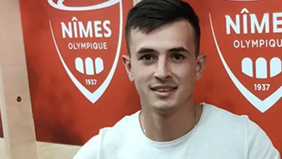 Cubas debutó en el Nimes con un triunfo