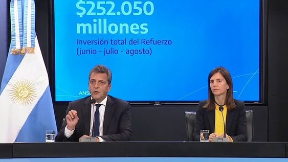 Anunciaron un 20,92% de aumento para jubilaciones y $52.000 en bonos para haberes mínimos
