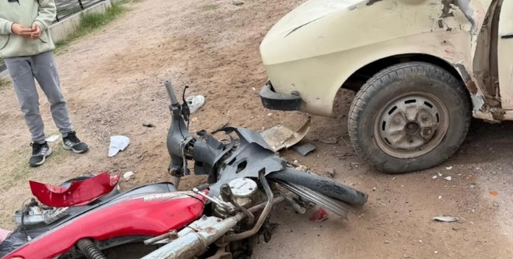 Conmoción por la muerte de un estudiante d e15 años en un accidente de tránsito