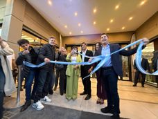 Marcelo Orrego participó de la inauguración del nuevo Centro Comercial Las Lajas en Chimbas. Marcelo Orrego participó de la inauguración del nuevo Centro Comercial Las Lajas en Chimbas.