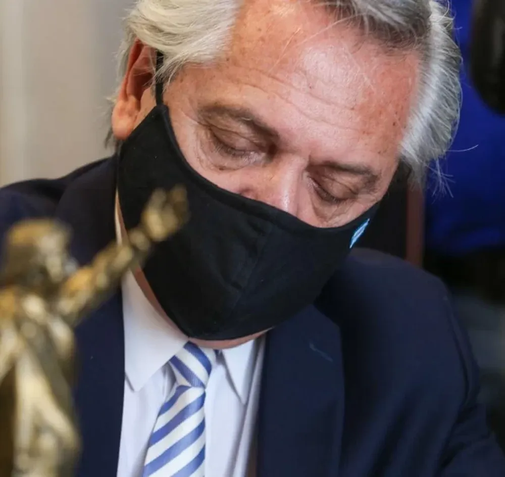 El segundo hisopado a Alberto Fernández dio negativo y hoy retomará sus actividades