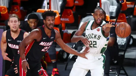 Milwaukee se mantiene con vida