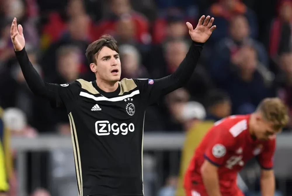 El Ajax de Tagliafico rescató un empate en su visita al Bayern Munich