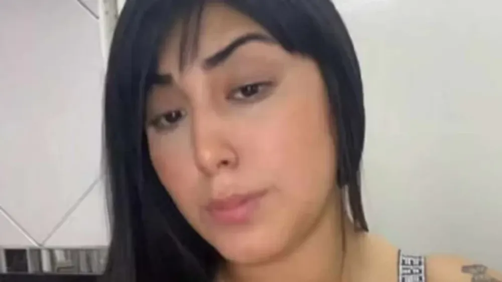 La viuda negra prófuga que no drogó a su víctima y lo asaltó junto a tres cómplices