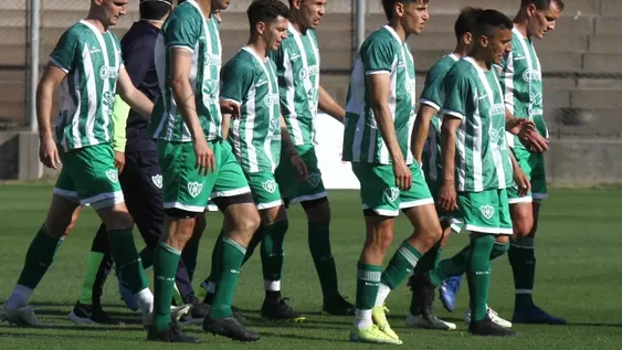 Mientras el Bohemio estira su racha, Sportivo no logra salir