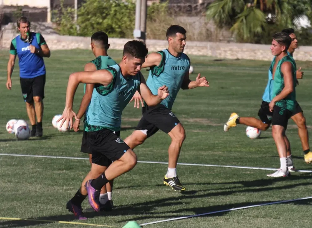 San Martín define el equipo del debut y viaja hacia Mendoza
