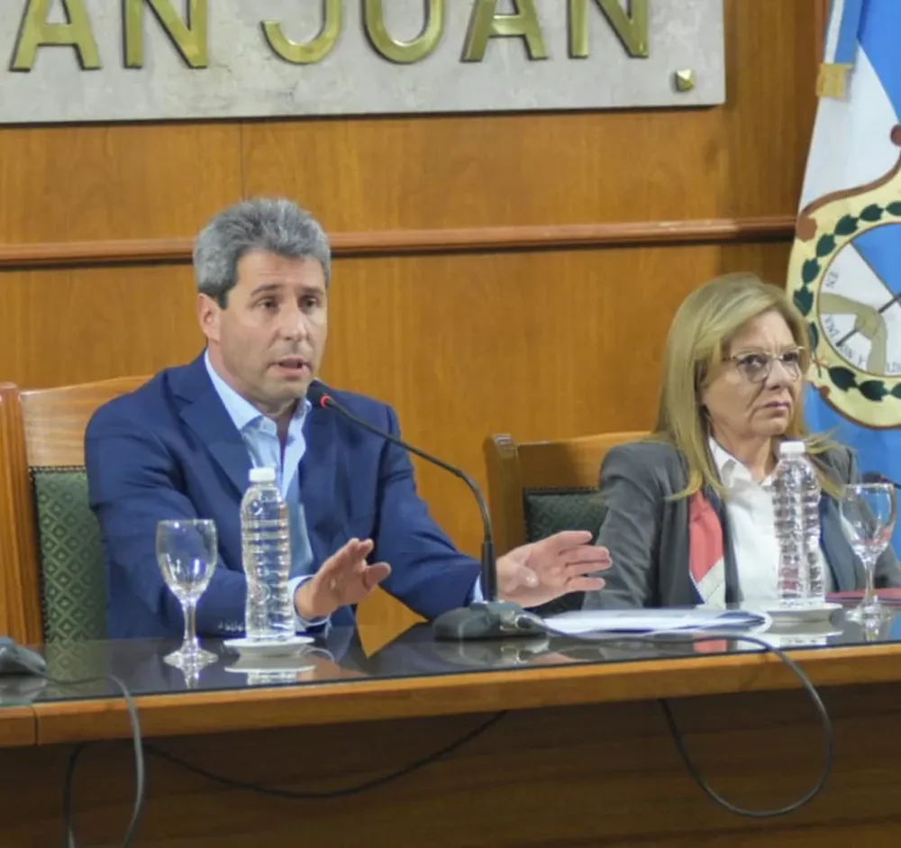 Uñac, sobre la suba en el dólar blue: “Habrá que esperar que los mercados se empiecen a calmar”