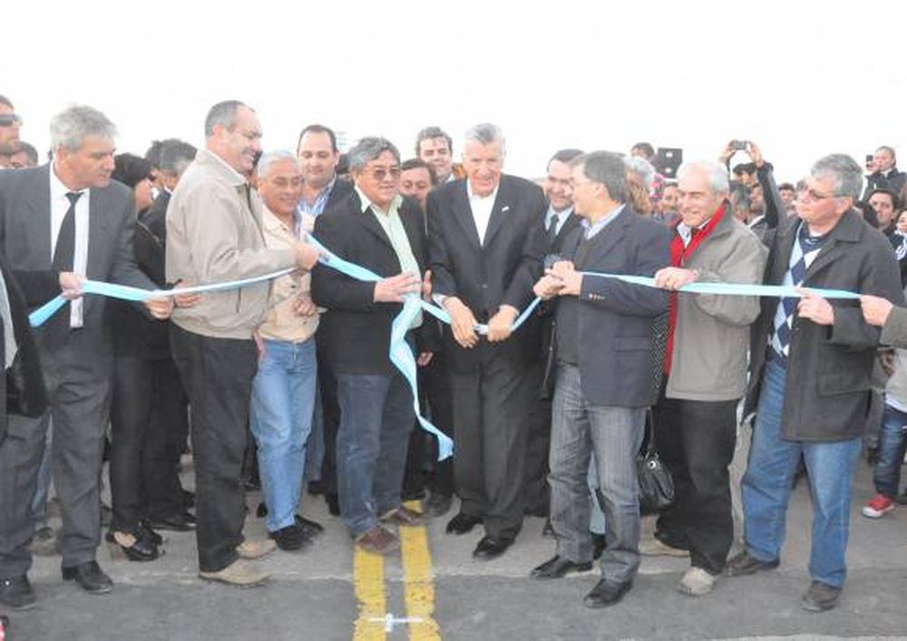 Inauguraron un  puente clave para Sarmiento