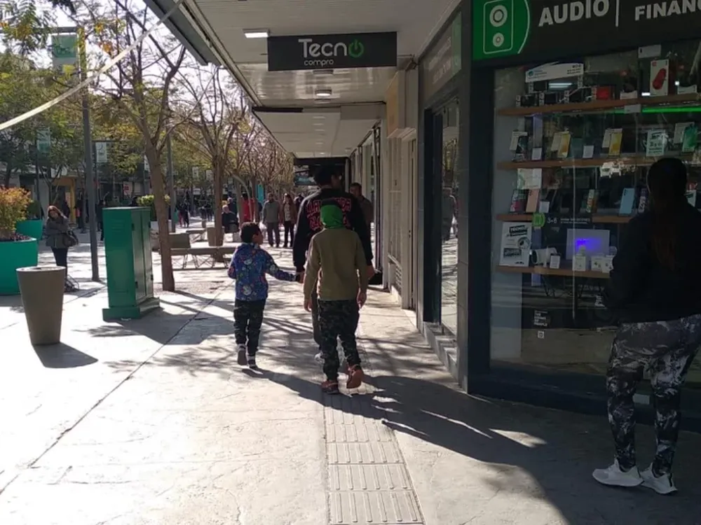 Feriado XL: cómo atenderá el comercio durante los dos feriados