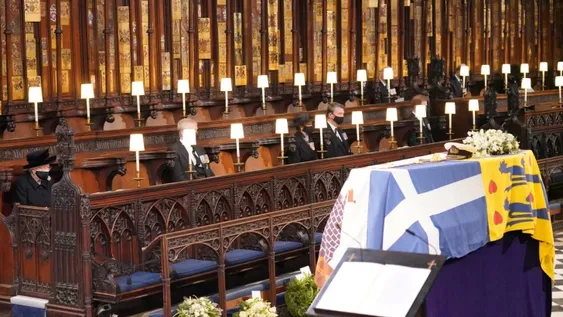 Despidieron los restos del príncipe Felipe, esposo de la reina de Inglaterra