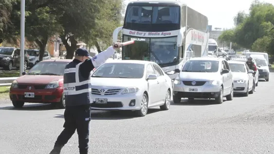 Los controles hicieron que se tarde menos en cruzar el Acceso Sur