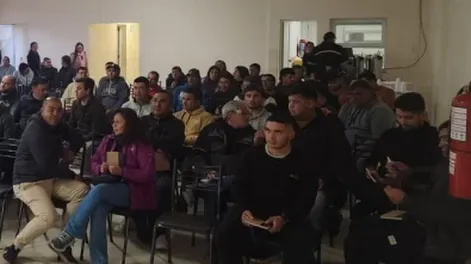 Austral Gold brindó la primera fecha de una capacitación para operadores con salida laboral