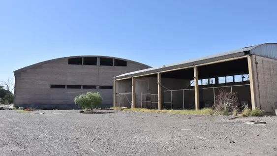 El huracán Ida de categoría 4 y con vientos de hasta 240 km/h tocó tierra