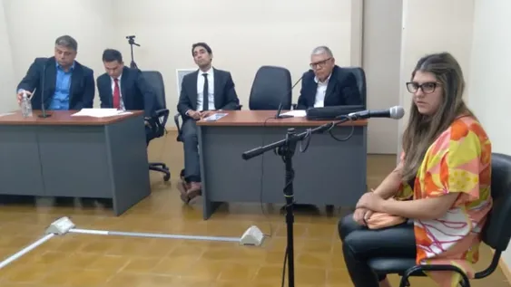 Fingió estar enferma y falsificó un certificado médico, tendrá probation