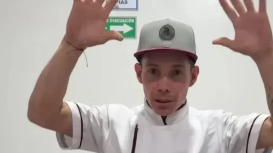 Carnes. Superman López ganó en San Juan y luego quedó borrado por el doping positivo. Ahora, promociona sus carnes mientras espera el 2027 para regresar.