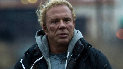 Mickey Rourke está en la ruina: Decidí no pagar el alquiler, y no fue una decisión que tomara a la ligera