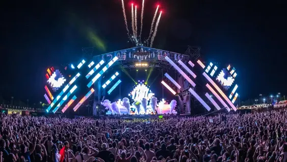 A la espera de la gran fiesta
