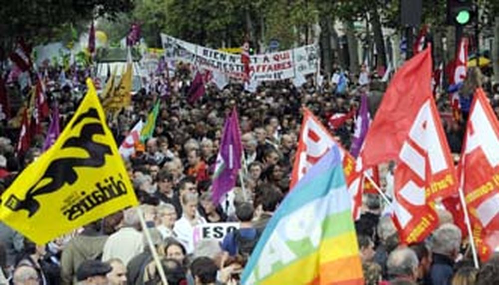 Casi 400 mil franceses marchan contra la reforma jubilatoria
