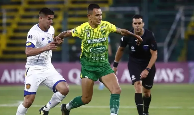 Defensa y Justicia goleó a Lanús y se coronó en la Copa Sudamericana