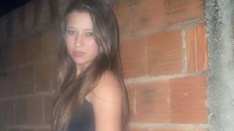 Una mujer embarazada fue torturada y asesinada en un rito satánico