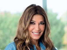 catherine fulop encabeza un arepazo solidario en buenos aires para ayudar a los afectados por los terremotos