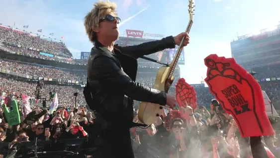 Histórica presentación de Green Day en el Super Bowl