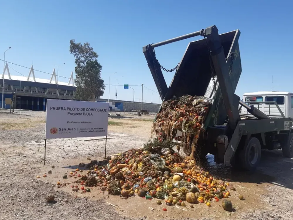 La prueba piloto de Biota dio como resultado un fertilizante de buena calidad en dos semanas, usando deshechos de la producción.