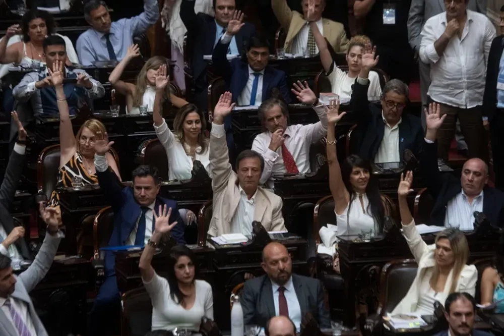 Seguí en VIVO la sesión: sin consensos clave, Diputados inicia el debate en particular de la ley ómnibus
