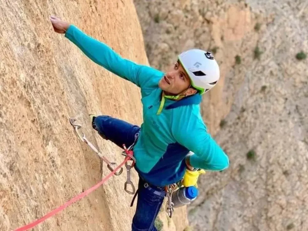 Dieron por muertos a los dos vascos arrastrados por un alud en el cerro Fitz Roy