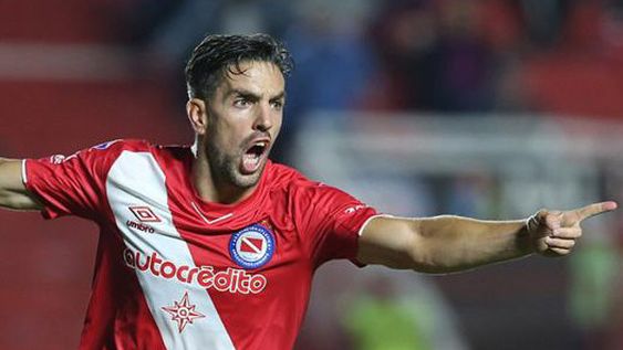 Argentinos se la juega en la altura de Perú