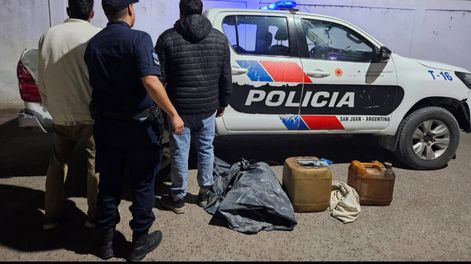 Los primeros sospechosos del robo continuo de bidones de combustibles de una finca de 25 de Mayo tienen nombres.&nbsp;