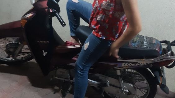 Salen de viaje y ponen un cuidador, igual les roban