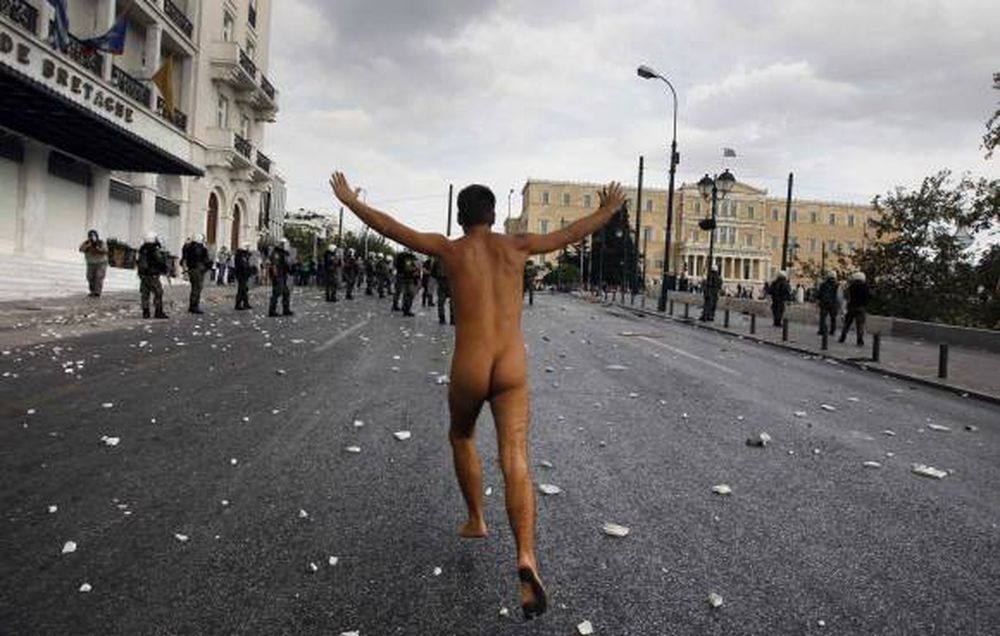 Atenas protestó contra Merkel