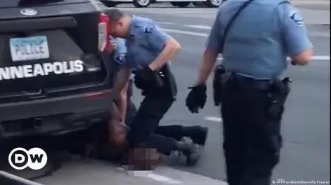 Dos policías fueron condenados con penas de cárcel por el asesinato de George Floy