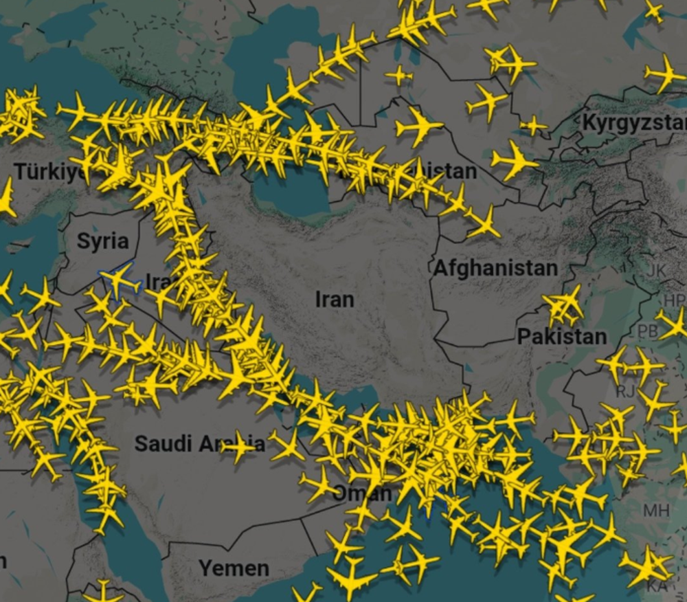 Irán cierra su espacio aéreo a todos los vuelos, excepto a los internacionales con origen o destino en Irán con autorización, según informó el miércoles el sitio web de seguimiento de vuelos Flightradar24.