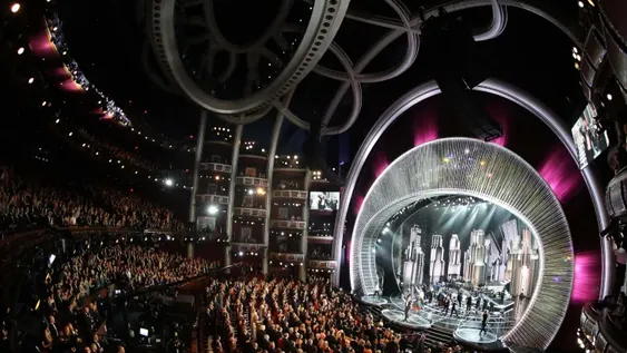 Las grandes salas locales seguirán sin espectadores