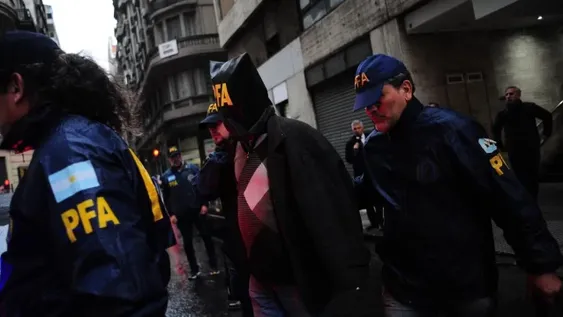 Indagarán al detenido por el ataque a balazos a Olivares y Yadón