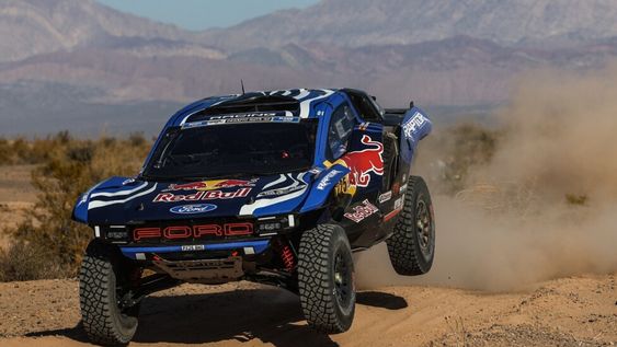 Primero. Carlos Sainz logró quedarse con la etapa 4 del DR40 que uníó Mendoza con San Juan.