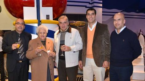 Inauguró patio de juegos