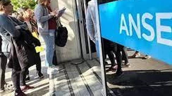 AUH 2023 de ANSES: se prorroga la presentación de la Libreta de la Asignación Universal por Hijo