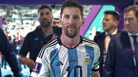 [VIDEO] De penal, Messi anotó el segundo para Argentina