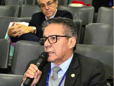 El ingeniero Oscar Mario Fernández fue una figura clave de la UNSJ y la Facultad de Ingeniería. El ingeniero Oscar Mario Fernández fue una figura clave de la UNSJ y la Facultad de Ingeniería.