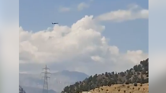 Un avión contra incendios con 8 personas a bordo cayó en Turquía