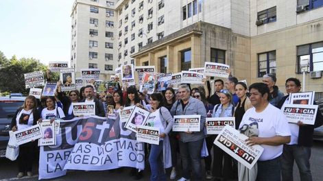 Sobrevivientes y familiares de víctimas de tragedia de Once pidieron Justicia en 11º aniversario