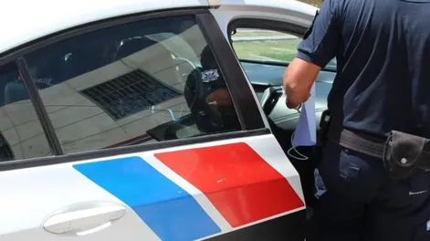 Tenía 1,48 de alcohol en sangre y su camioneta destrozada el hombre que atropelló a una madre y su hijo