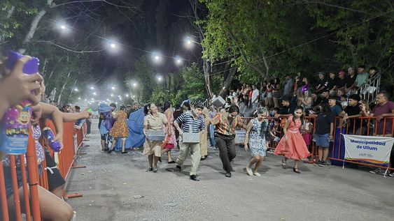 Esta noche arrancan los tradicionales corsos de En Ullum están Chayando, en el departamento Ullum.